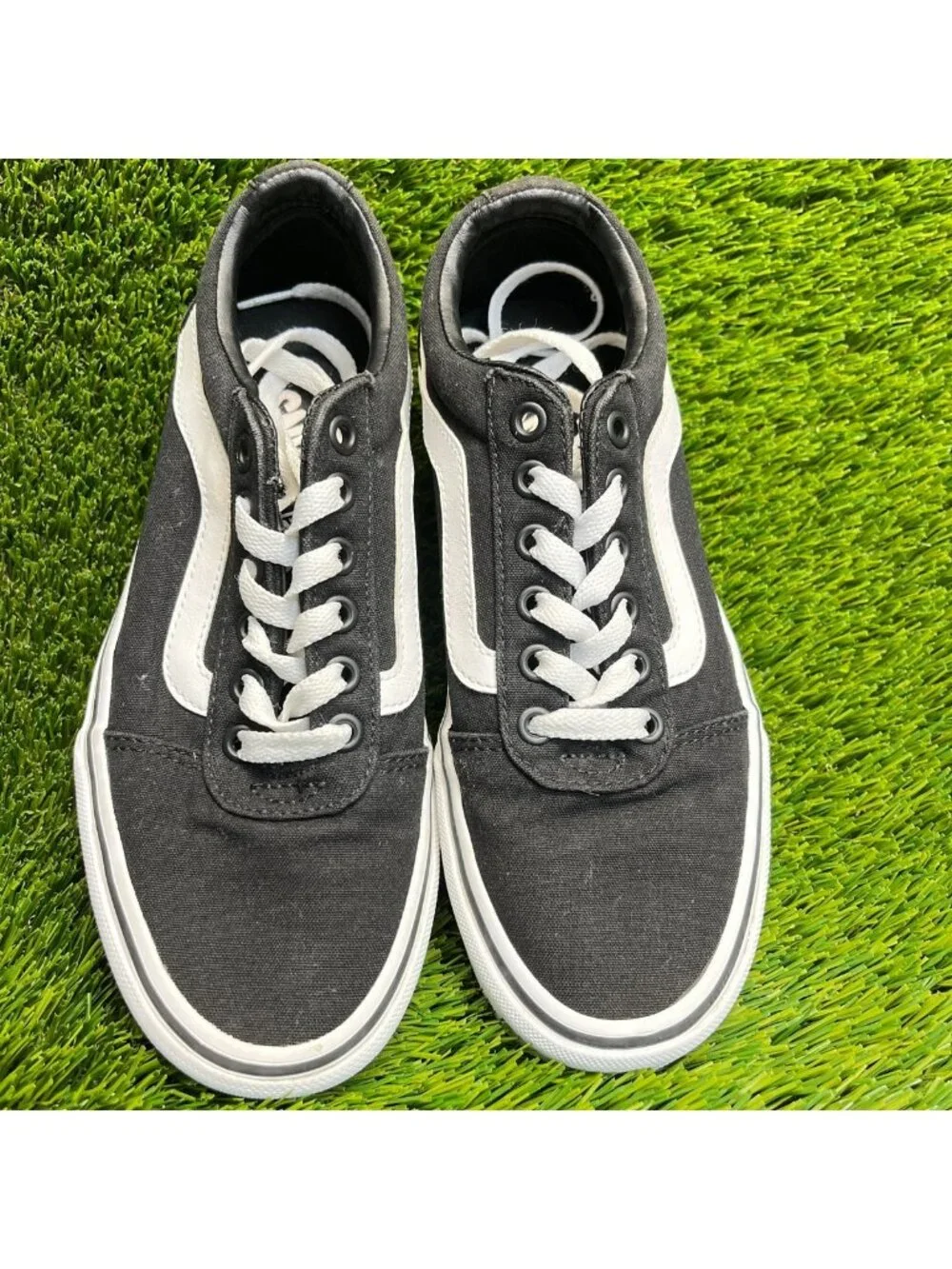 Vans Ward Womens Size 7 Black White Athletic Walking Skateboard Shoes Sneakers